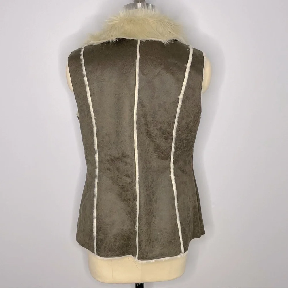 INC International Concepts love vest